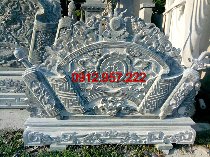 Bức bình phong nhà thờ