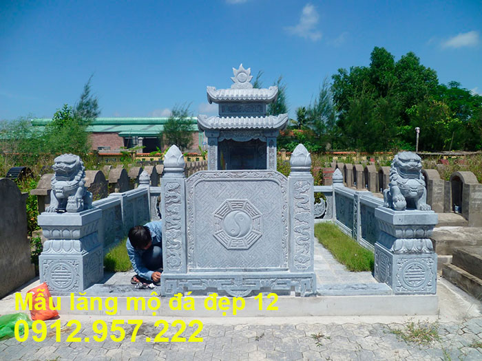 Mẫu lăng mộ đá đẹp được chế tác từ đá xanh tự nhiên 12