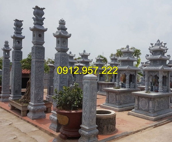 Mẫu cột cổng bằng đá xanh cho khu lăng mộ