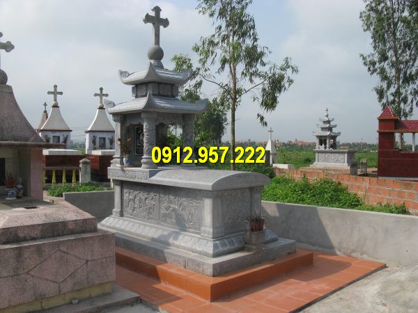 Mộ đá công giáo được chế tác tại Đá mỹ nghệ Thái Vinh
