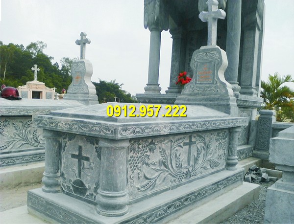 Mẫu lăng mộ đá công giáo Ninh Bình được chế tác từ đá xanh tự nhiên