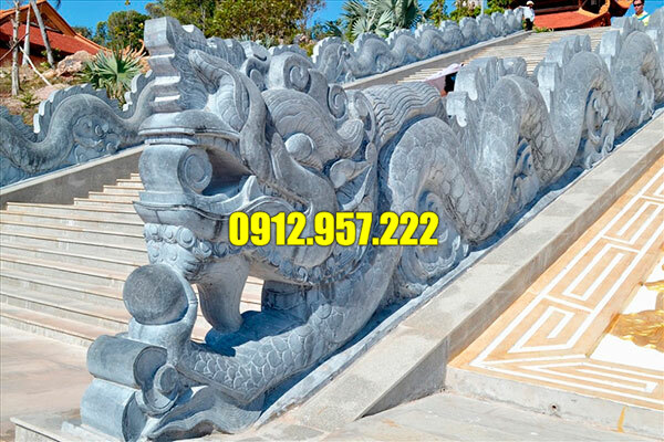 Rồng bằng đá xanh