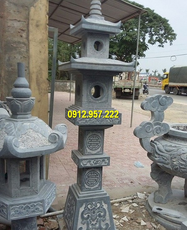 Mẫu đèn đá thờ cúng đặt tại nhà thờ, đình chùa, lăng mộ Cột đèn đá thờ cúng, đèn đá nhà thờ họ, sân vườn đẹp nhất 2020