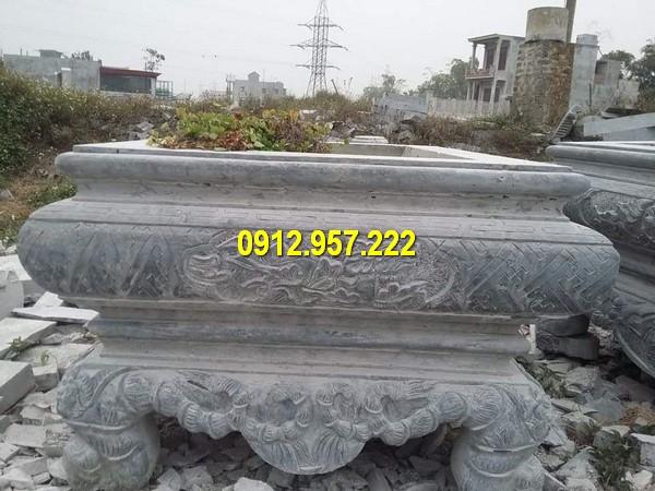 Chậu đá được trang trí các hoạ tiết đẹp mắt Địa chỉ bán chậu cảnh bằng đá Ninh Bình giá rẻ uy tín