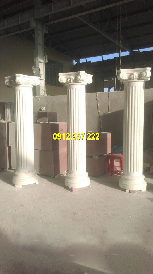 Cột đá trắng phong cách châu âu cho biệt thự nhà riêng