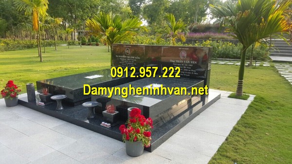 Nhà mồ đá hoa cương ở Bạc Liêu