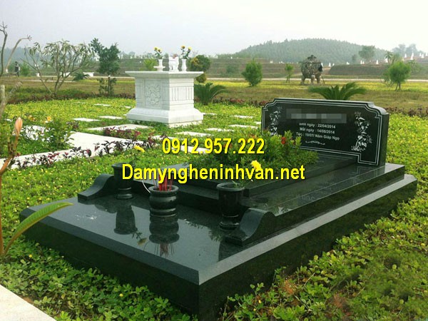 Nhà mồ đá hoa cương ở Hậu Giang