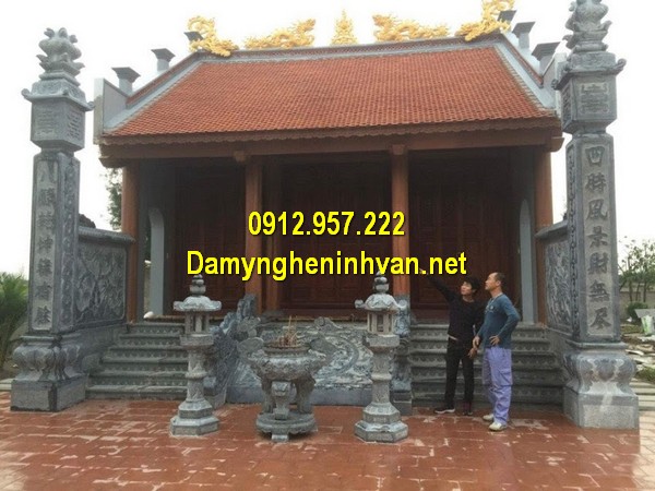 Cột đồng trụ nhà từ đường, nhà thờ họ bằng đá