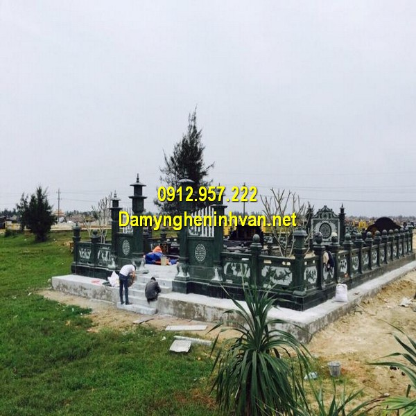 Khu lăng mộ gia đình bằng đá xanh rêu Khu lăng mộ đá xanh rêu - Xây khu lăng mộ đá xanh rêu cần những gì?