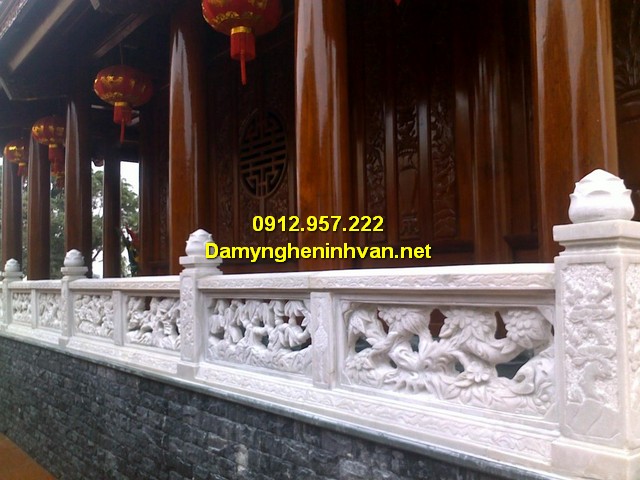 Lan can nhà thờ họ
