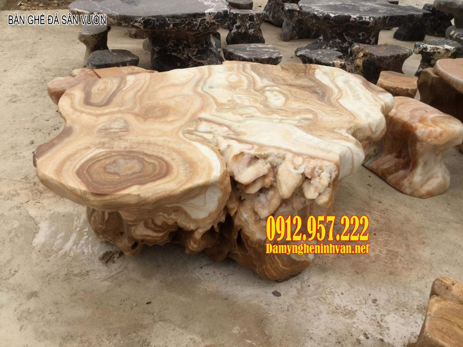 Mẫu bàn ghế đá giả gỗ đẹp Bàn ghế đá sân vườn đẹp - Giá bộ bàn ghế đá sân vườn bao nhiêu tiền?