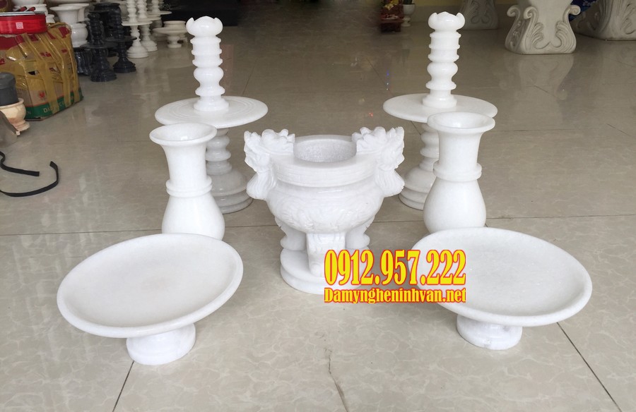 Lư hương thờ cúng bằng đá đẹp Lư hương thờ cúng bằng đá - Mẫu lư hương thờ cúng ở đình, chùa bằng đá