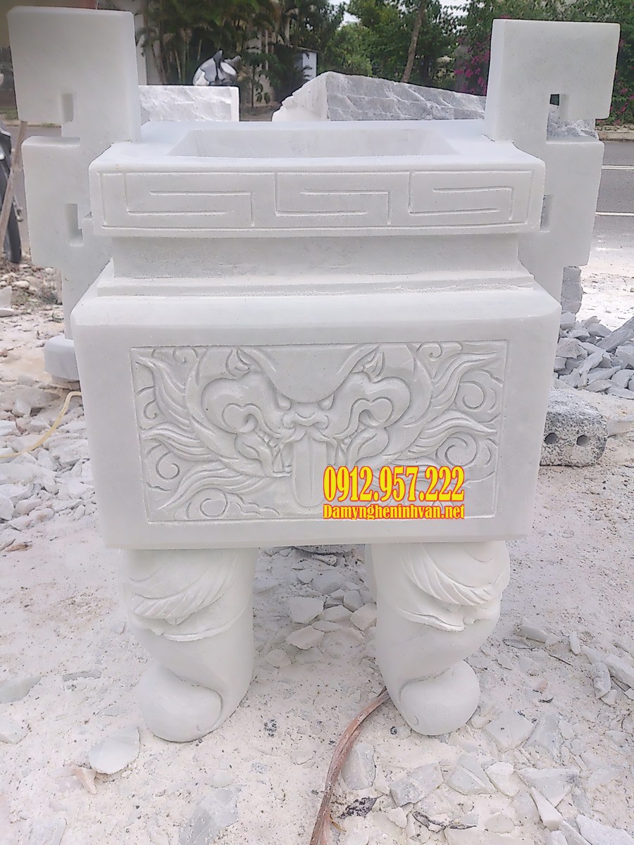 Lư hương đá vuông thờ thần linh Lư hương thờ cúng bằng đá - Mẫu lư hương thờ cúng ở đình, chùa bằng đá