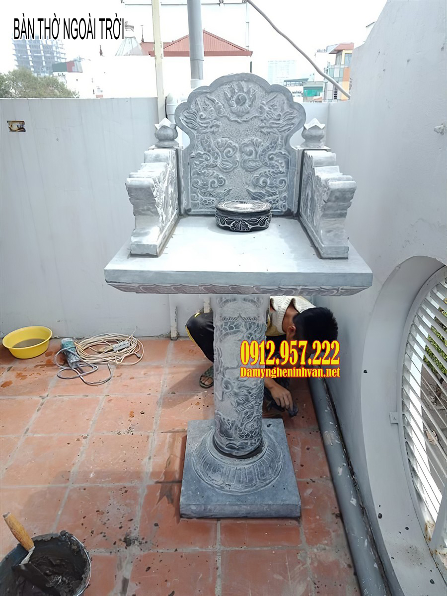 Mẫu bàn thờ thiên ngoài trời bằng đá xanh Ninh Bình Bàn thờ ngoài trời đẹp - Mẫu bàn thờ ngoài trời bằng đá đẹp nhất 2020
