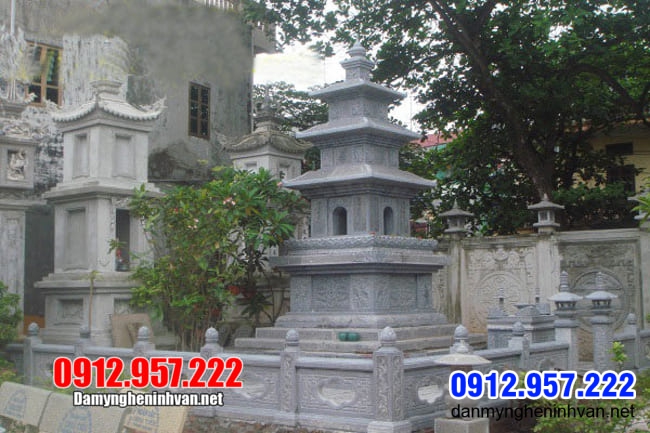 mẫu mộ đá hình tháp tại Bình Thuận đẹp